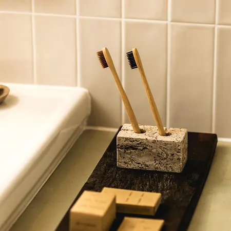 Kobdilj 1835 Historic Homestead With Shared Courtyard 公寓