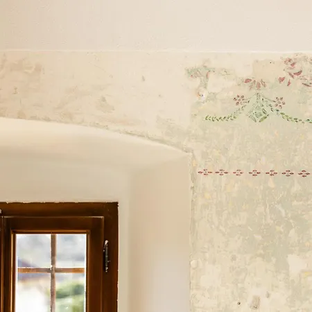 Kobdilj 1835 Historic Homestead With Shared Courtyard 公寓 *