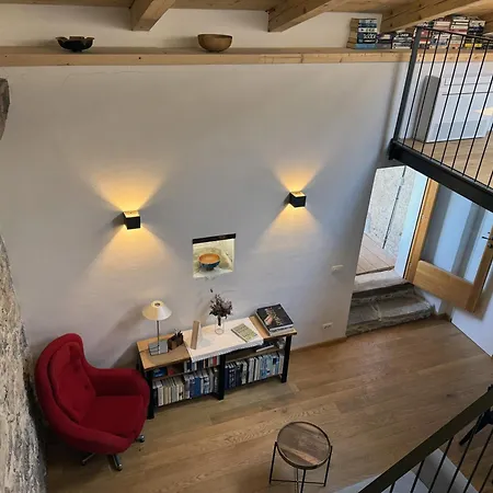 Kobdilj 1835 Historic Homestead With Shared Courtyard * Štanjel