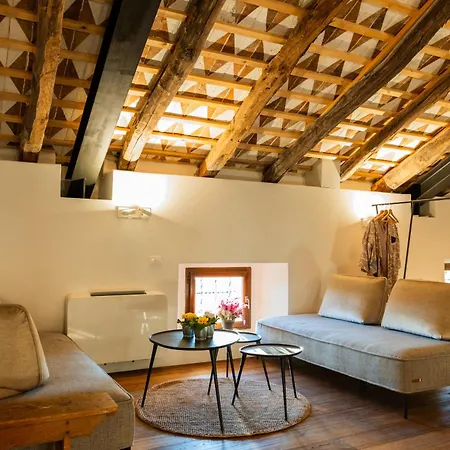 Lejlighed Kobdilj 1835 Historic Homestead With Shared Courtyard Štanjel